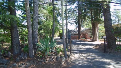 777 Pleasant Hill Rd, Sebastopol, CA 95472-4027