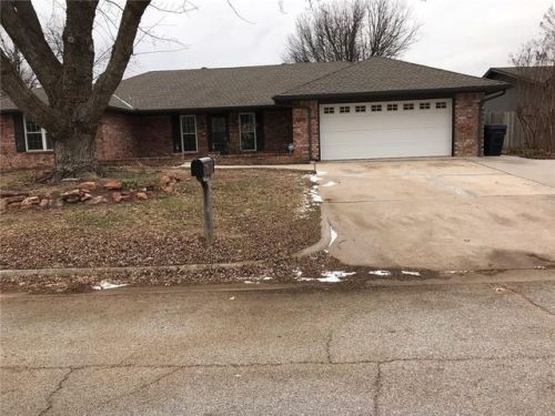 2005 Mackenzie Way, Yukon, OK 73099-7822