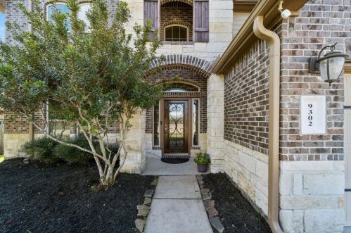 9302 Wheatfield Ln, Richmond, TX 77469-5362
