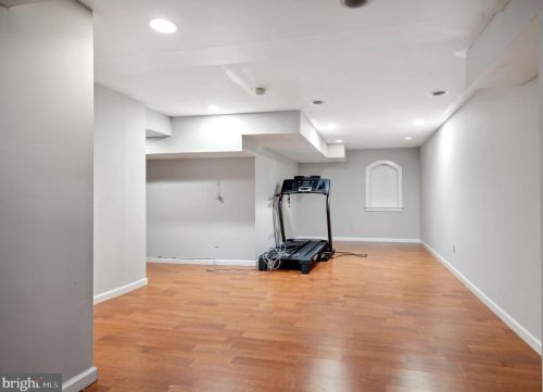 331 Sayre Dr, Princeton NJ  08540-5840 exterior