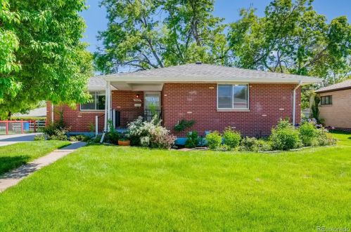 9400 53rd Ave, Arvada, CO 80002-2927