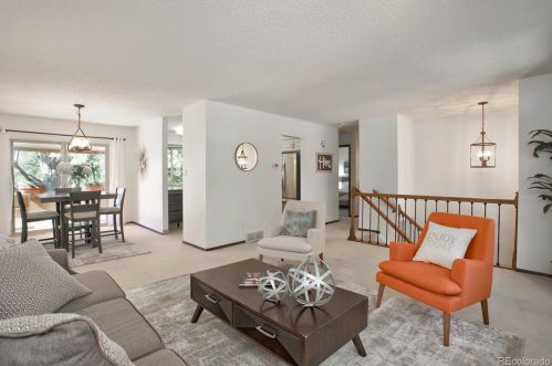 6917 Spruce Dr, Englewood CO 80112-1229 exterior