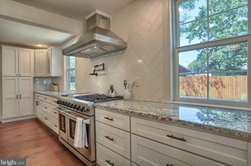 1604 Pine Rd, Carlisle PA  17015-9324 exterior