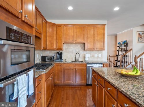 1503 Rabbit Holw Pl, Silver Spring MD 20906-6709 exterior