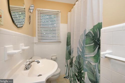 169 Upper Fry Rd, Trenton NJ 08628-2734 exterior