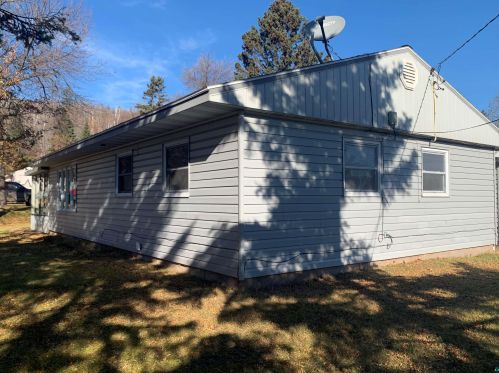 44 Adams Blvd, Silver Bay, MN 55614-1325