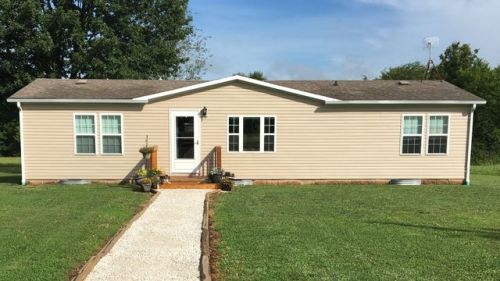 35526 School Rd, Mora, MO 65345-3336