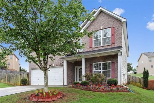 1535 Eaglerock Dr, Suwanee, GA 30024-7719
