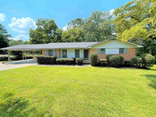 377 Valley Rd, Toccoa, GA 30577-3141