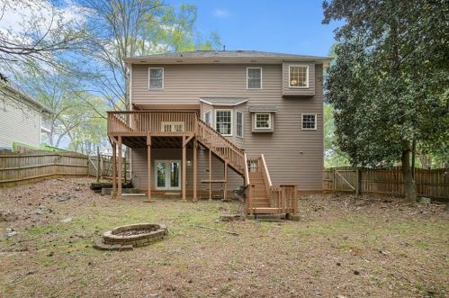 2377 Battle Forest Dr, Marietta GA  30064-2630 exterior