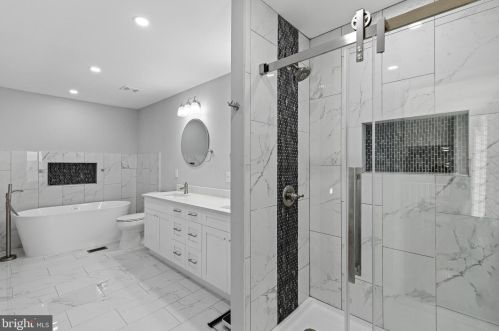 5002 Ten Mills Rd, Columbia MD  21044-1539 exterior