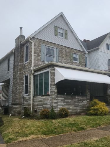 177 Grant Ave, Vandergrift, PA 15690-1227