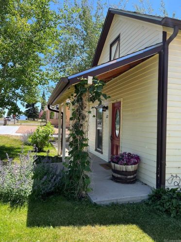212 3rd St, Horn Creek, CO 81252-8703