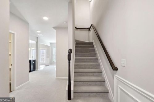 7021 Kingswood Run Dr, Atlanta GA  30340-1865 exterior