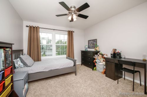 1433 Schoenherr Ave, Lemont IL  60490-3216 exterior