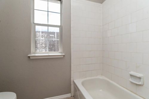 4621 Parkview Ln, Fort Worth TX  76137-5457 exterior
