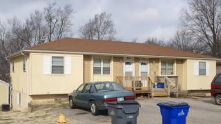 607 Parker Ter, Olathe KS  66061-2465 exterior