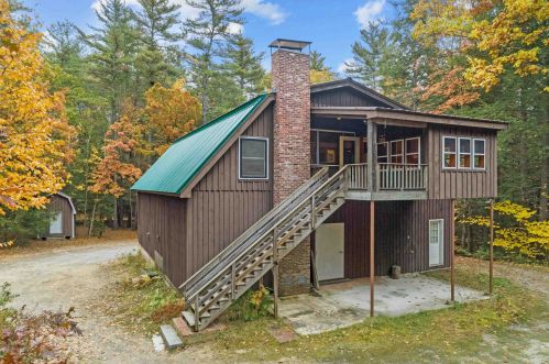 136 Bog Rd, Goffstown, NH 03045-2015