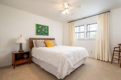 2522 Fontainebleau Dr, Atlanta GA  30360-1230 exterior