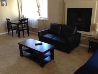 1944 Westwood Blvd, Los Angeles CA  90025-4600 exterior