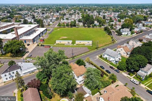 887 Lalor St, Trenton NJ  08610-6558 exterior