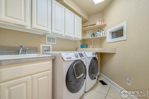1327 Hilltop Cir, Fort Collins CO  80550-3335 exterior