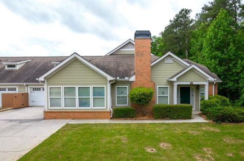 2373 Chimney Cottage Cir, Marietta, GA 30066-7307