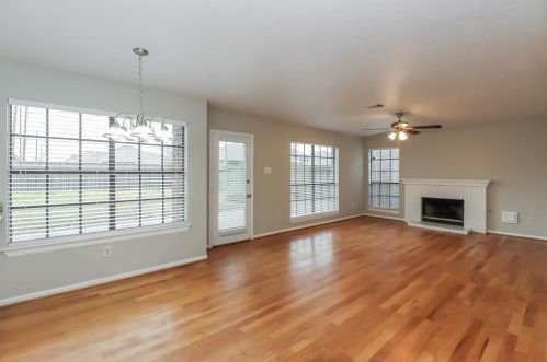 3314 Colonel Court Dr, Richmond TX  77406-6864 exterior