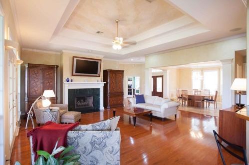 929 Electra, Austin TX  78734-4215 exterior