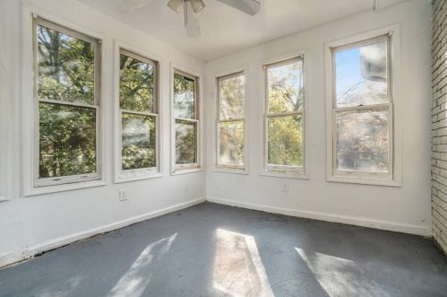 352 Harris Manor Dr, Atlanta GA  30311-2117 exterior