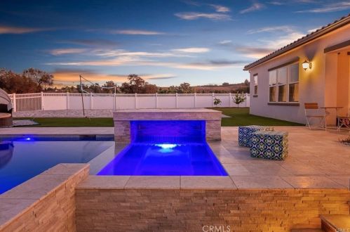 16105 Mariposa Ave, Riverside CA  92504 exterior