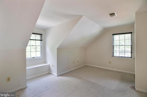 15302 Sweetridge Rd, Silver Spring MD 20905-3804 exterior