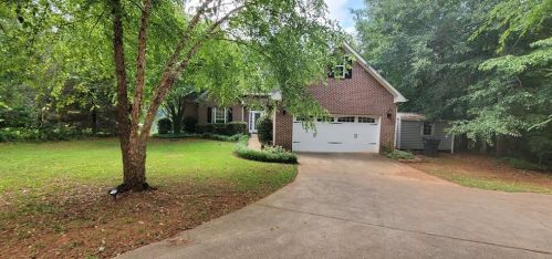 245 Falls Xing, Porterdale, GA 30016-8942