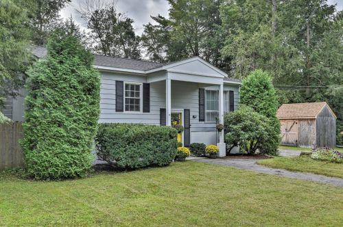 127 Kennedy Dr, Keene, NH 03431-4827