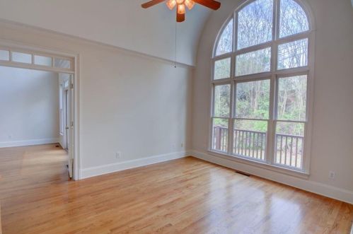 305 Hunting View Ct, Atlanta GA  30328-2779 exterior