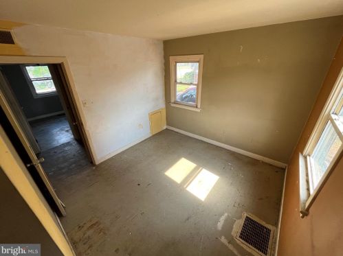 1321 Spg Rd, Carlisle PA  17013-1557 exterior