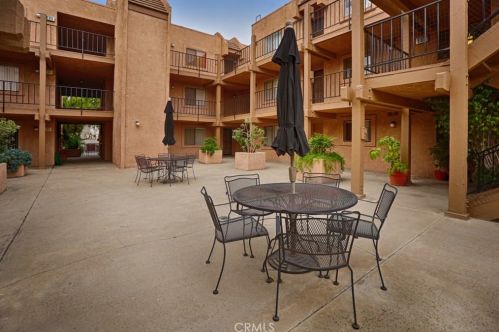 356 California Ave, Glendale, CA 91203-2239