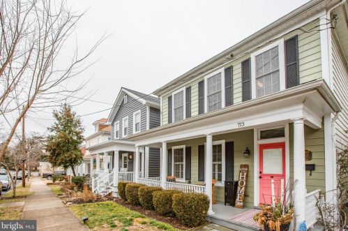 713 Lee Ave, Fredericksburg, VA 22401-5727