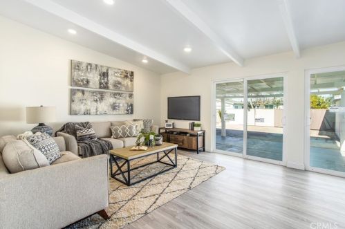 2225 Center St, Anaheim CA  92806-3606 exterior