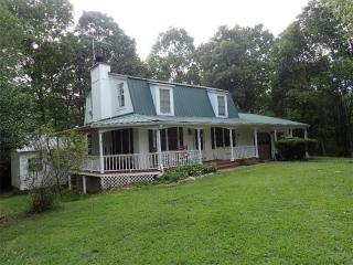 1599 Addington Ln, Waleska, GA 30183-2691