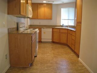 645 Teakwood Dr, Eagle Point OR  97524-9496 exterior
