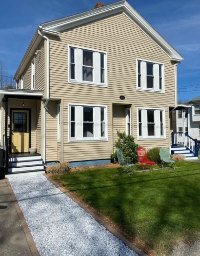 82 Main St, Plaistow, NH 03865-3011