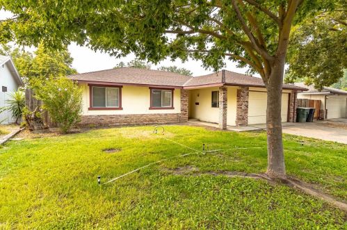 1604 San Carlos Ln, Modesto, CA 95355-2144
