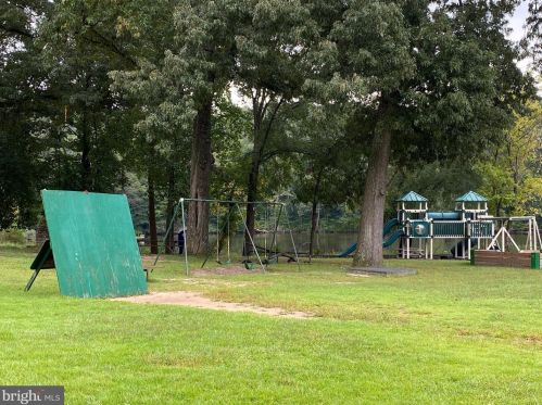 414 Ben Oaks Dr, Severna Park MD 21146-2207 exterior