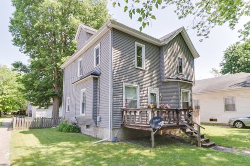 301 Polk St, Swygert, IL 61764-1350
