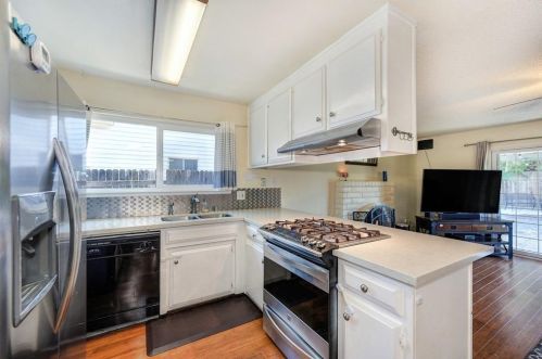 2940 Kachina Way, Rancho Cordova, CA 95670-5618