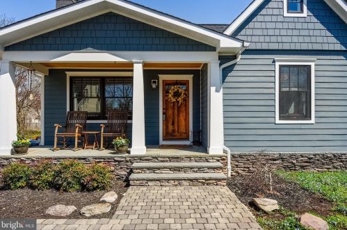895 Doris Dr, Arnold, MD 21012-1447