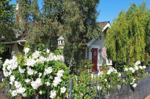 2301 State St, Santa Barbara, CA 93105-3559
