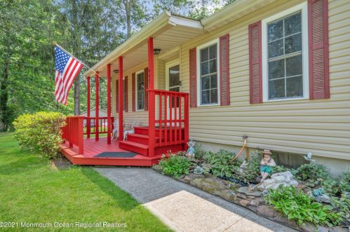 447 Leming Rd, Jackson Twp, NJ 08527-3151