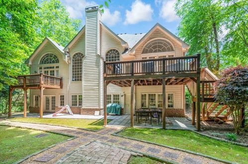 854 Carlton Rdg, Atlanta GA  30342-4340 exterior